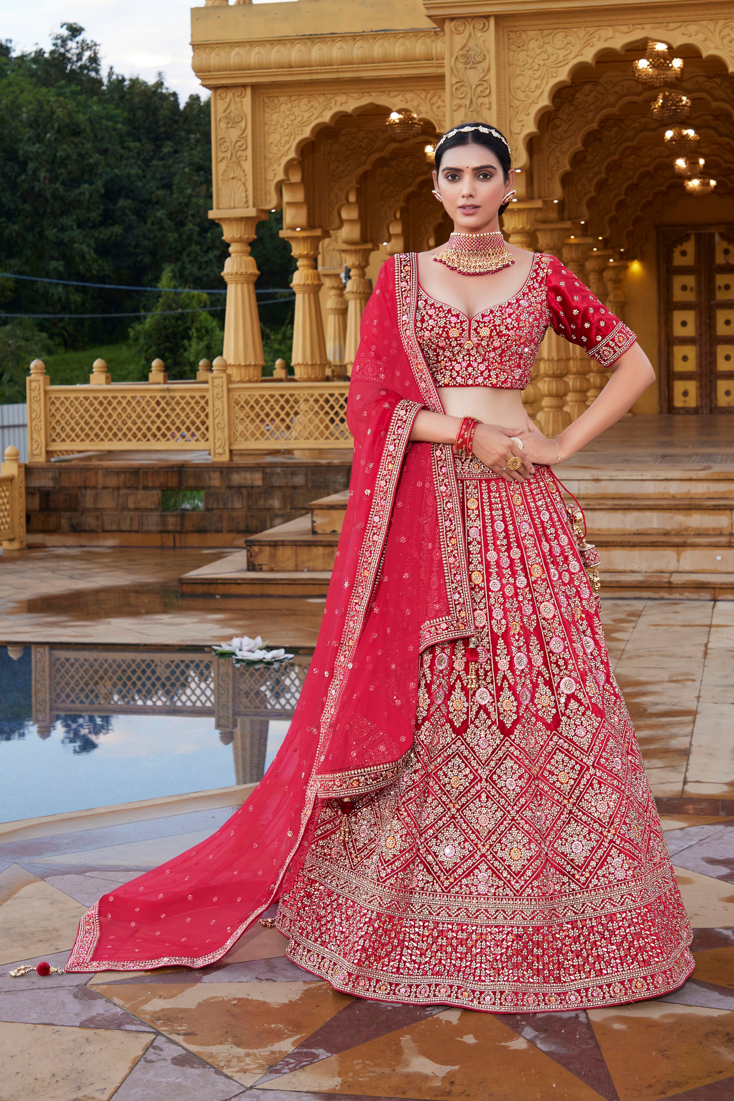 Is Powder Pink The New Red In Bridal Lehengas In 2021-22? | WedMeGood